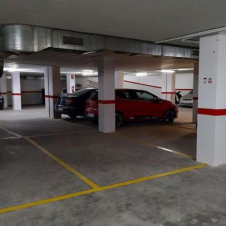 Piso En Linares Zona Centro Con Parking Gratis Apartment Luaran gambar
