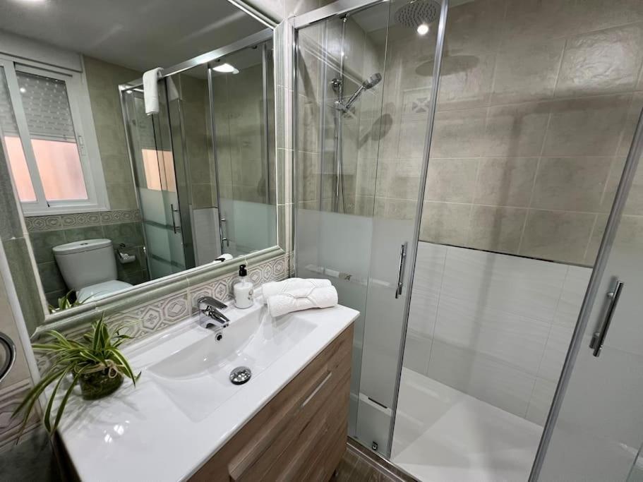 Piso En Linares Zona Centro Con Parking Gratis Apartment Luaran gambar